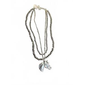NEW WEST & CO. women's horse head pendant necklace in grey